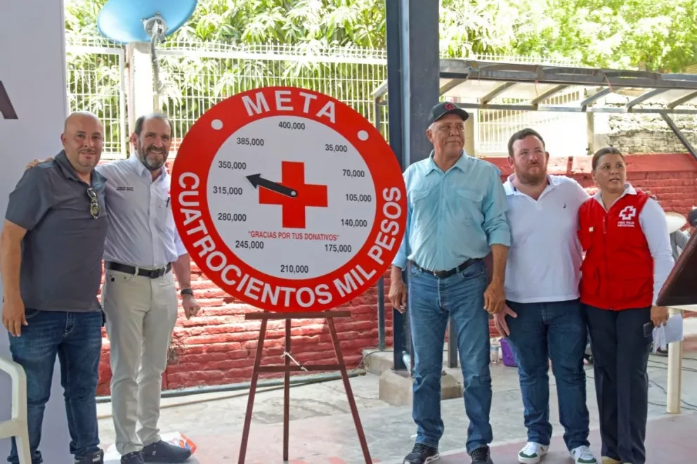 El Ayuntamiento de El Fuerte se una a la colecta de Cruz Roja. Foto: Cortesía