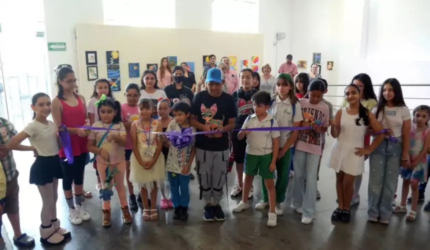 Alumnos de los talleres de artes plásticas realizan exposición de fin de cursos en Culiacán. Foto: Cortesía