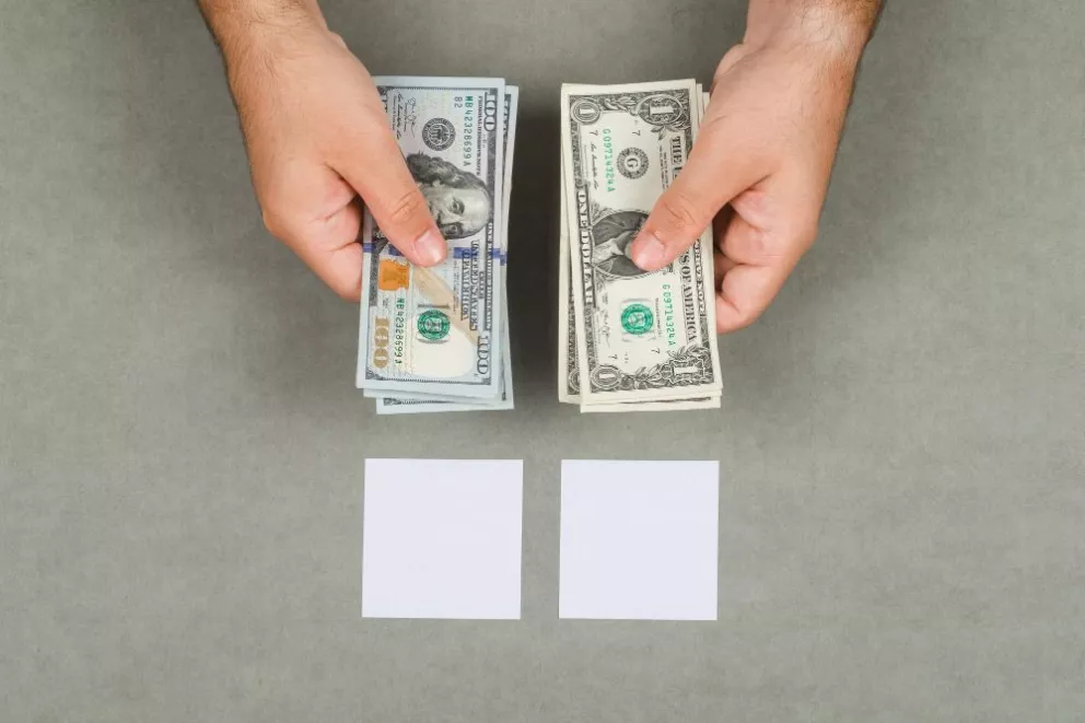Precio del dólar hoy miércoles 21 de junio en México. Foto: Freepik