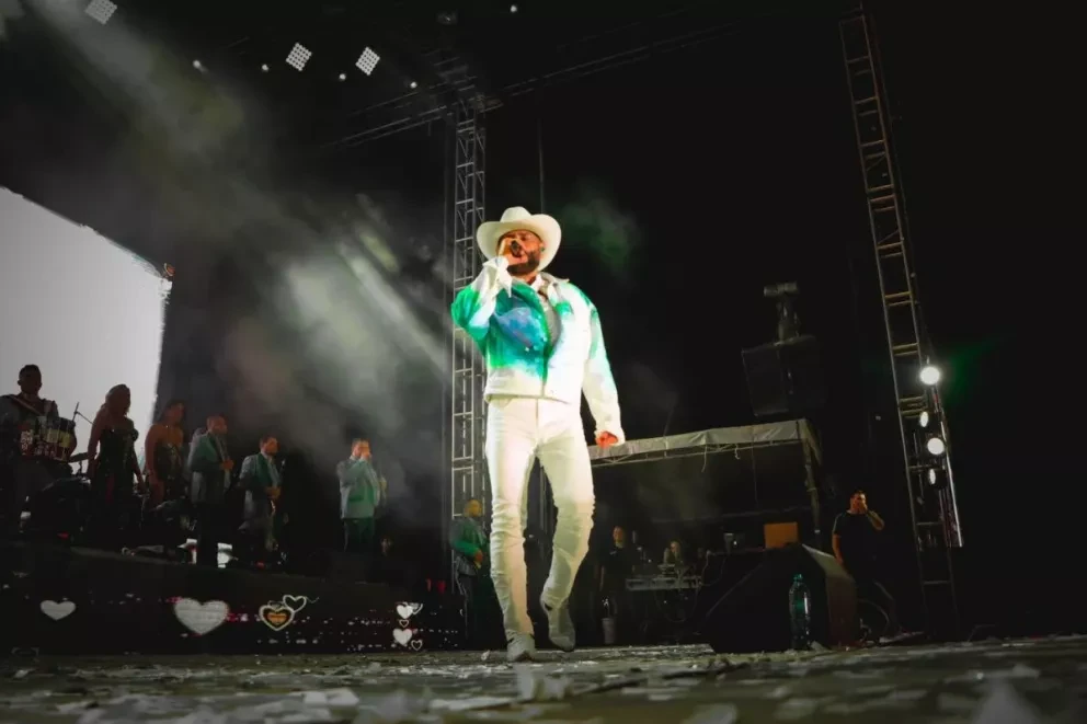 Pancho Barraza, es uno de los artistas que estará ofreciendo concierto en la Feria de Tlaquepaque 2023. Foto: Cortesía