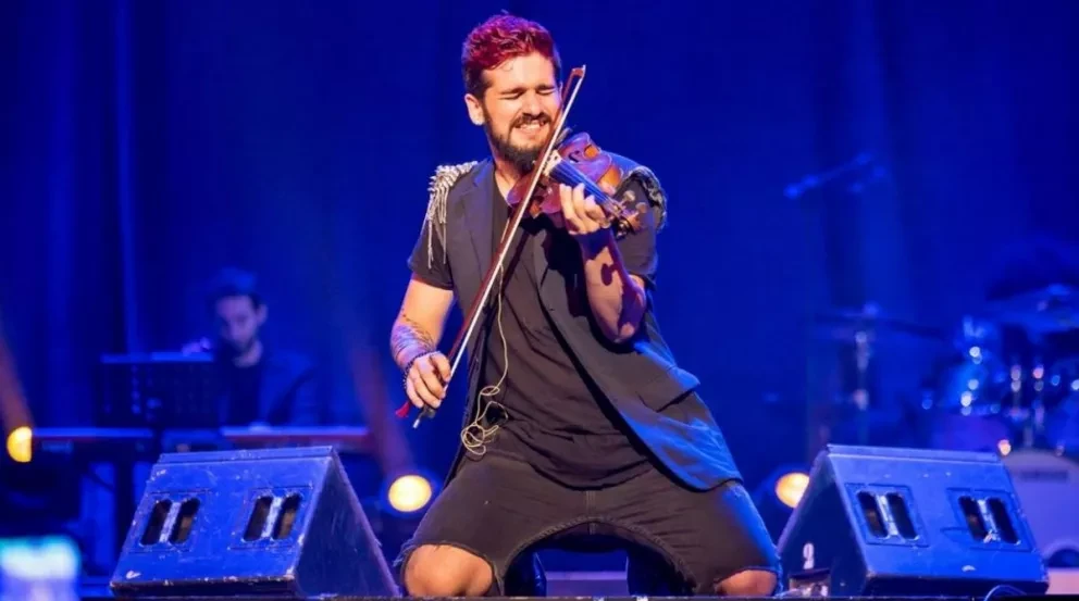 Strad, el Violinista rebelde, llega a Culiacán, con su espectáculo musical Mundos opuestos. Foto: Cortesía