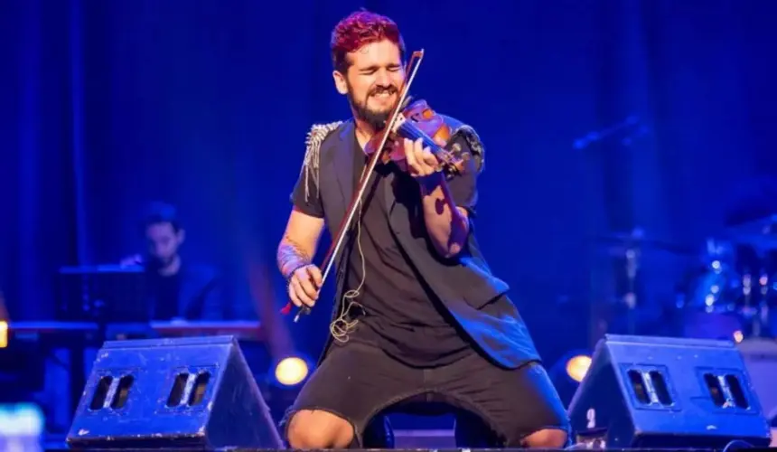  Strad, el Violinista rebelde, llega a Culiacán, con su espectáculo musical Mundos opuestos. Foto: Cortesía