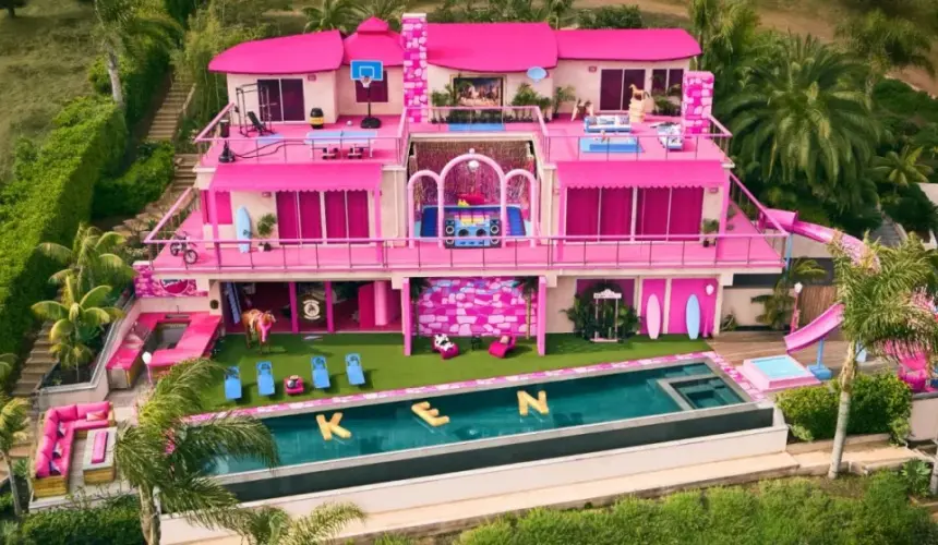 Así es la casa de Barbie que existe en Malibú, California.