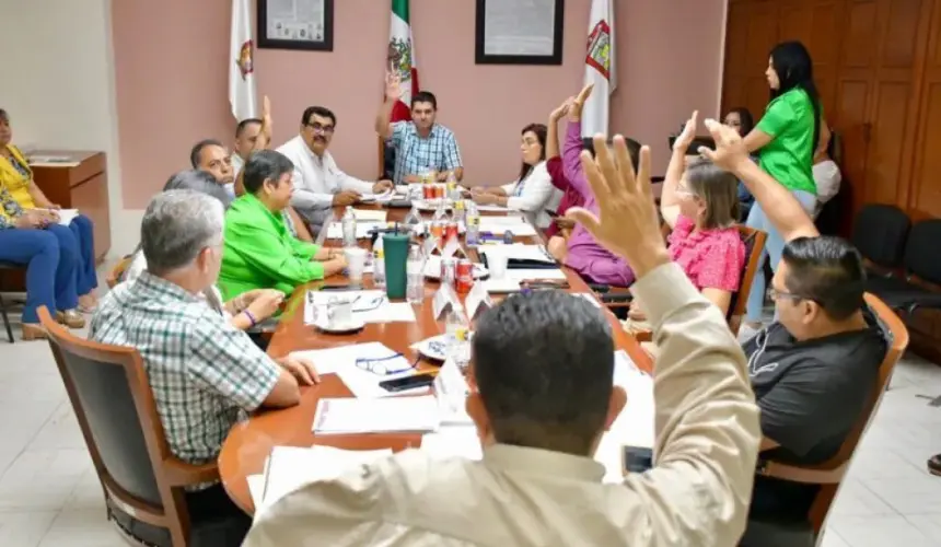 Aprueban en sesión de Cabildo de Salvador Alvarado, pagar pensión retroactiva a viudas de policías . Foto: Cortesía