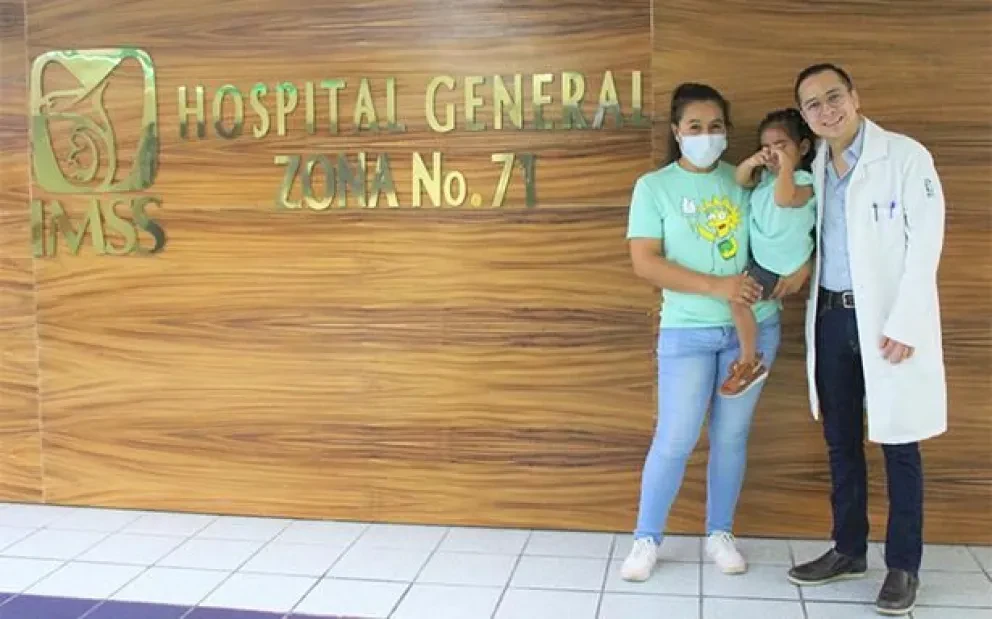 La niña Claudia Isabel de 3 años, tras cirugía en el IMSS de Veracruz. Foto: Cortesía