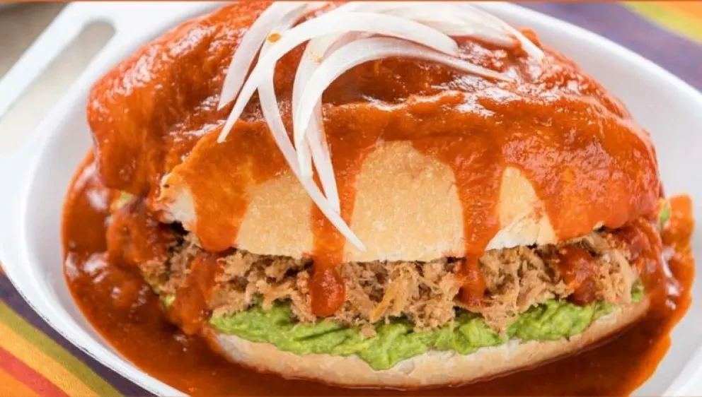 Torta ahogada, una delicia de Guadalajara