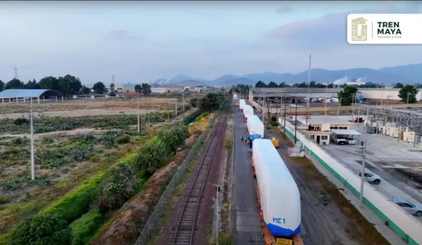 El primer tren ya va hacia Cancún, confirma Javier May.