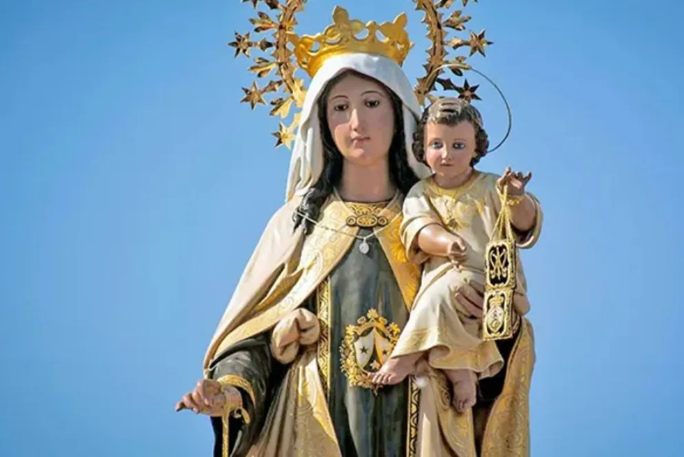 Cómo rezar la novena de la Virgen del Carmen.