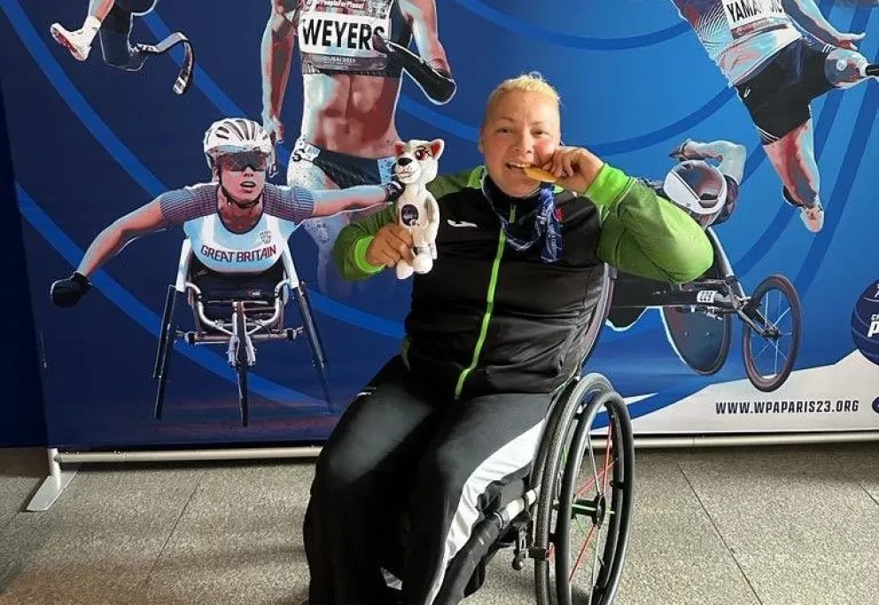 La atleta paralímpica sinaloense, Rosa María Guerrero, hizo sonar el himno nacional mexicano, al ganar la medalla dorada en Lanzamiento de Disco, clasificación F55.