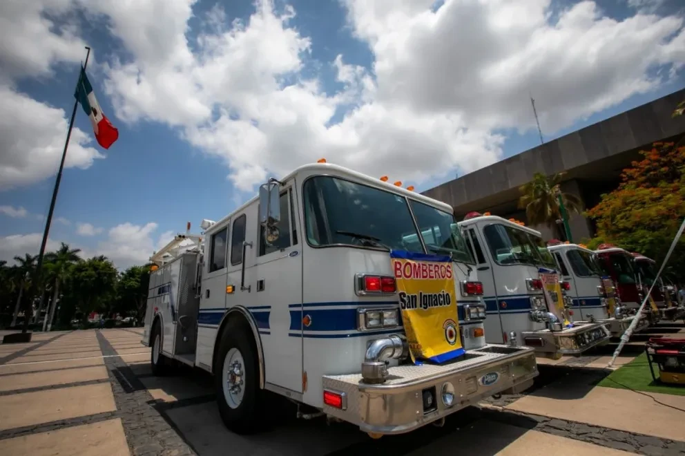 ¡Ya tienen camión de bomberos! Badiraguato, Choix, Concordia, Cosalá, Rosario y San Ignacio