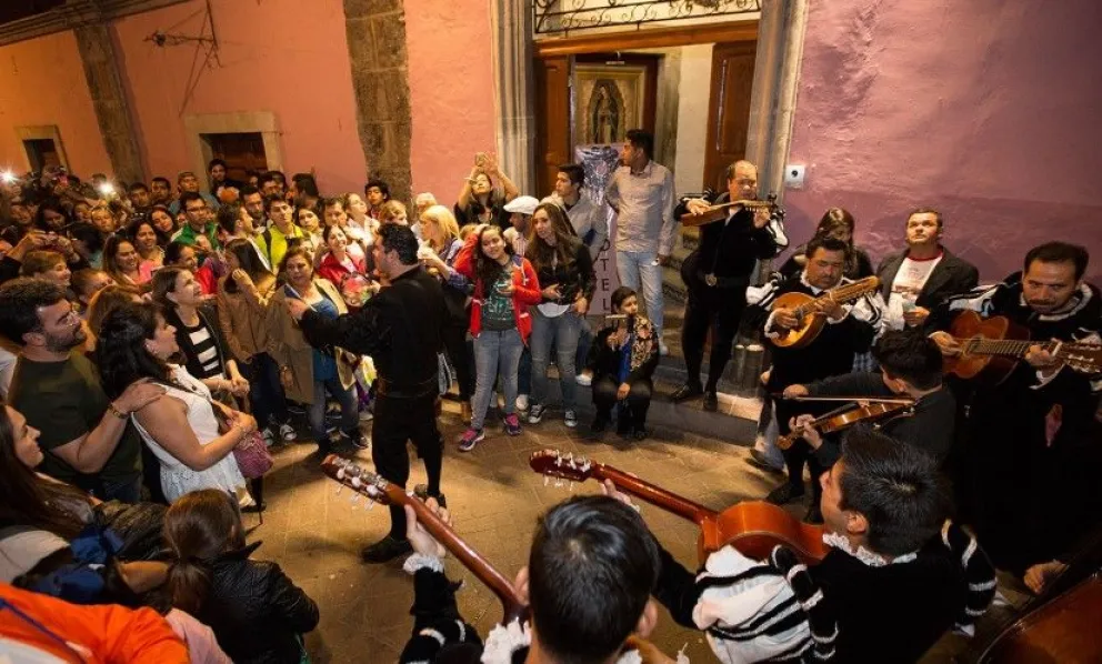 Las Callejoneadas de Guanajuato: Al ritmo de la tradición 
