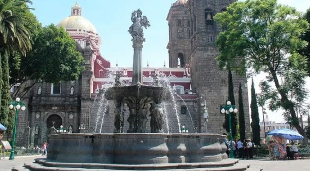 Fuente de San Miguel Arcángel: Ícono perdurable del patrimonio cultural de Puebla