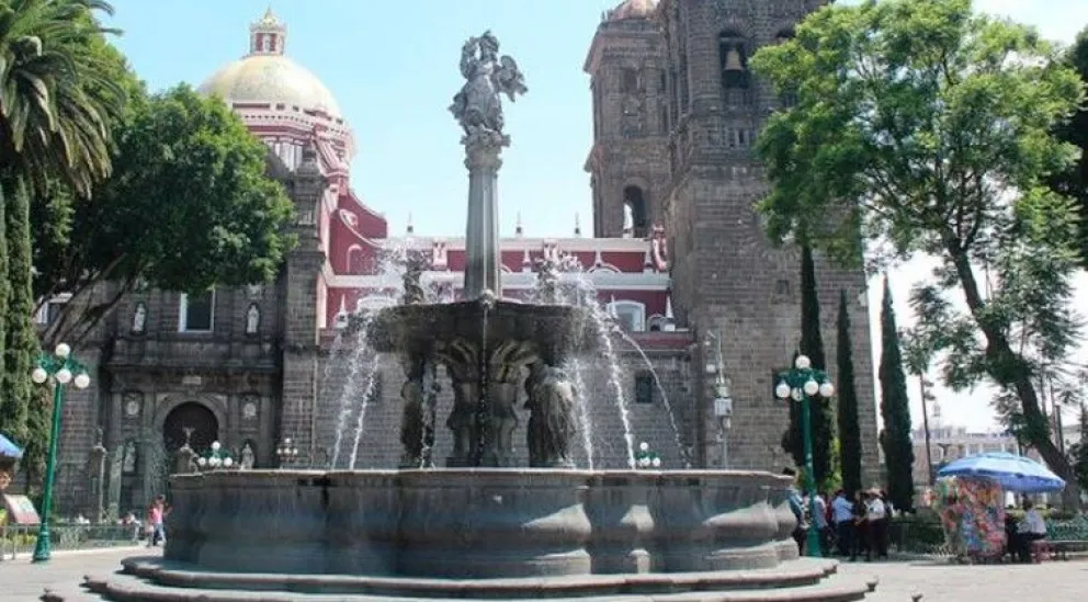 Fuente de San Miguel Arcángel: Ícono perdurable del patrimonio cultural de Puebla