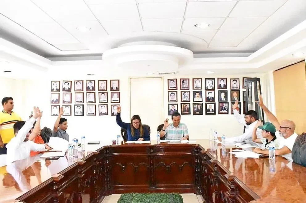 Municipio de Elota otorgará 550 becas a estudiantes de secundaria y universidad.