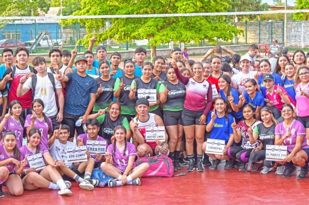 Torneo de Voleibol de Sala El Gatal 2023 en El Fuerte. Foto: Cortesía