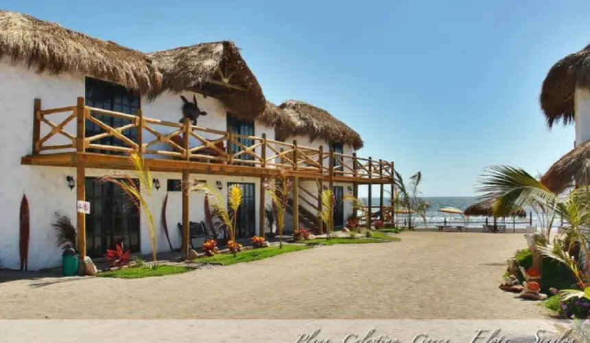 Casas de playa en la rivera del Mar de Cortés en los municipios de Elota y San Ignacio 