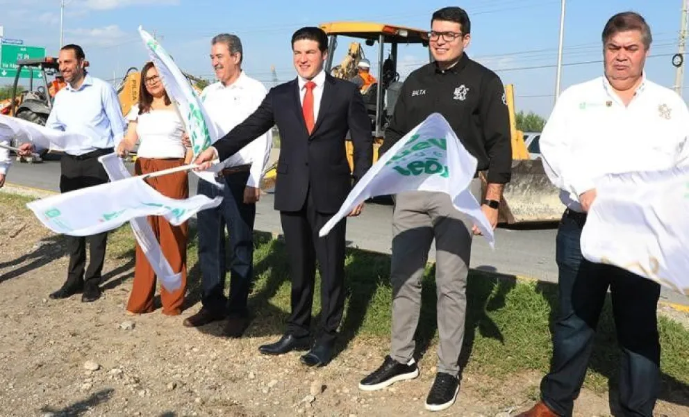 Arrancaron los trabajos de remodelación de la Autopista al Aeropuerto de Monterrey. Foto: Cortesía