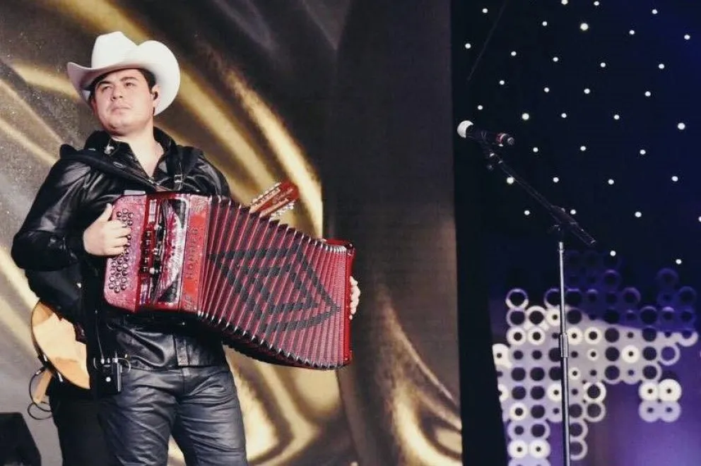 Alfredito Olivas ofrecerá concierto en el Palenque de Arandas, Jalisco. Foto: Cortesía
