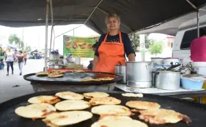 “Doña Mary”, conquista el paladar de culiacanenses con “gorditas” rellenas de sabor al estilo Durango