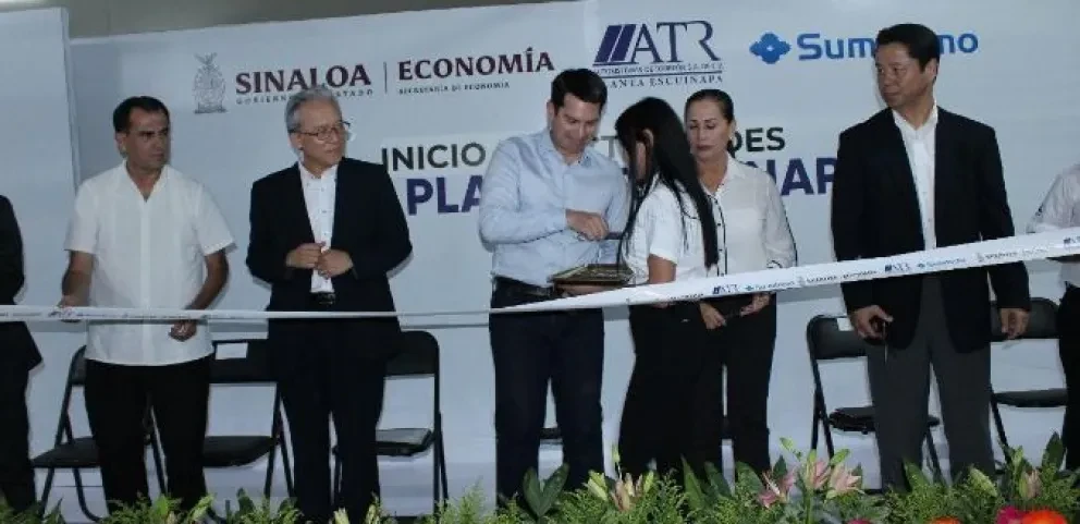 Este mes se inauguró la empresa japonesa de arneses ATR-Sumitomo en el municipio de Escuinapa.