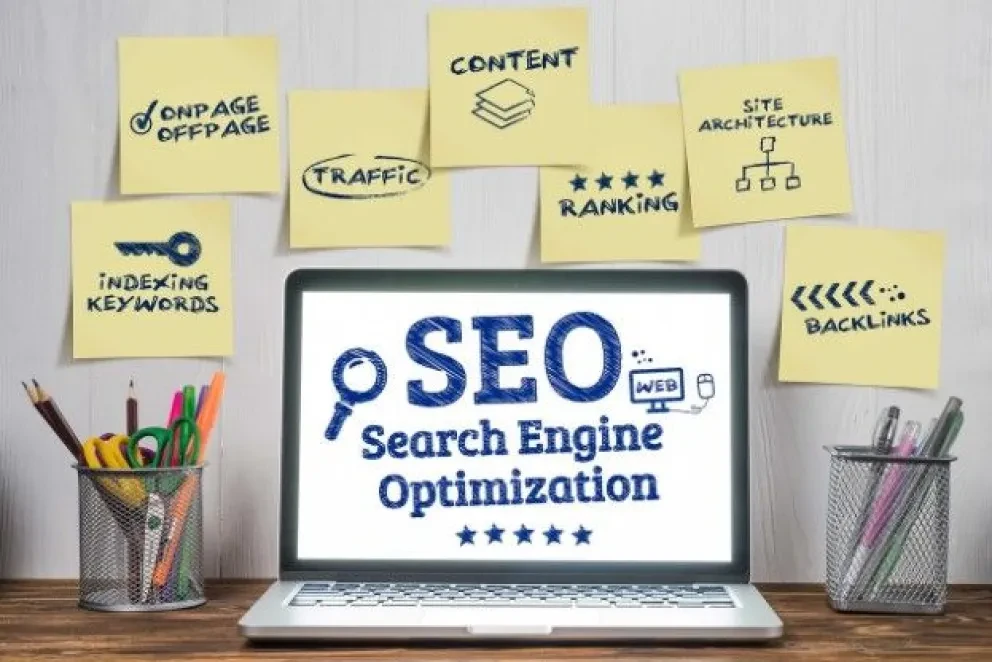 ¿Cómo optimizar los motores de búsqueda para mejora la presencia de tu sitio web?