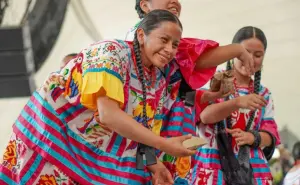 Guelaguetza poderoso motivador de viaje que catapulta a Oaxaca a México a nivel internacional