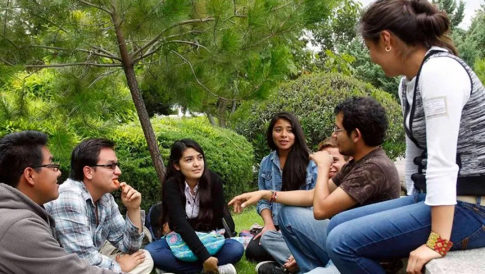 Puebla reconoce esfuerzo de jóvenes con el “Premio Municipal de la Juventud