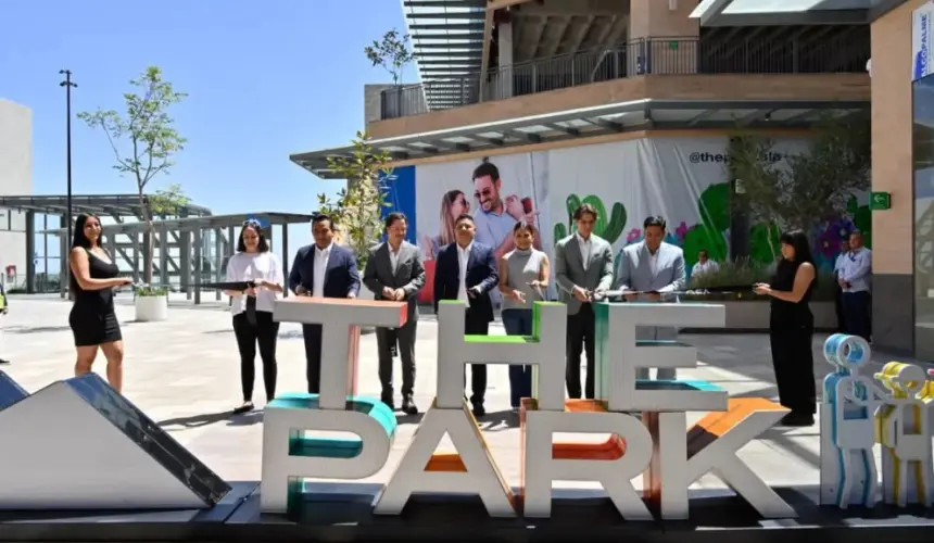 Inauguración de la  plaza comercial The Park, en San Luis Potosí. Foto: Cortesía