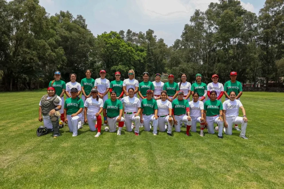 Selección de beisbol femenil lleva a cabo primer juego rumbo a Campeonato Mundial.