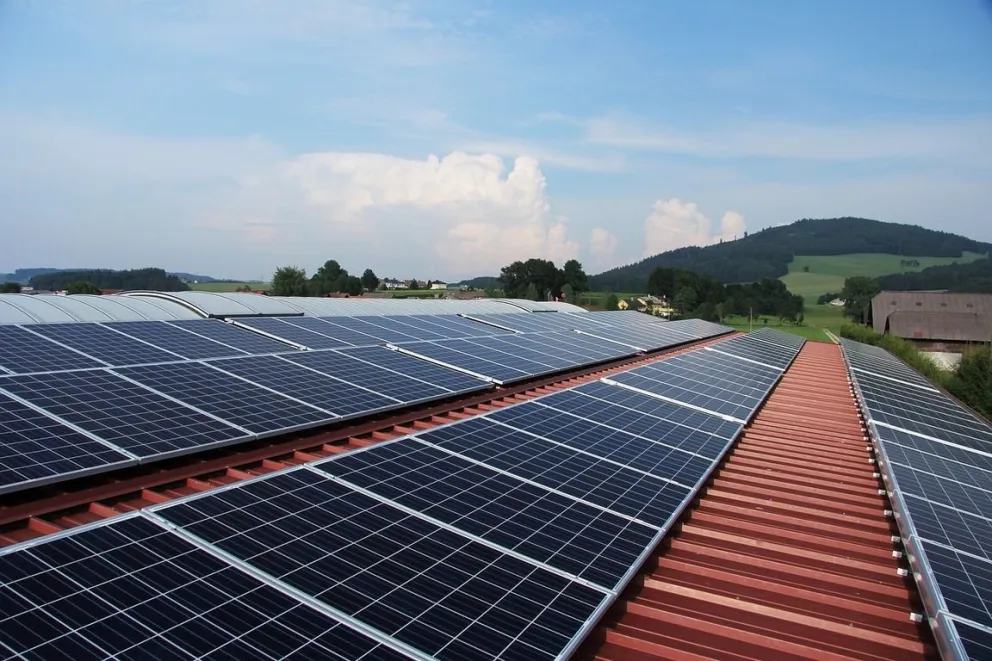 ¿Cómo solicitar a la CFE paneles solares para tu hogar?
