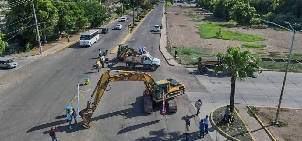 Arrancaron los trabajos de rehabilitación del concreto del bulevar Antonio Rosales, en la ciudad de Los Mochis. Foto: Cortesía