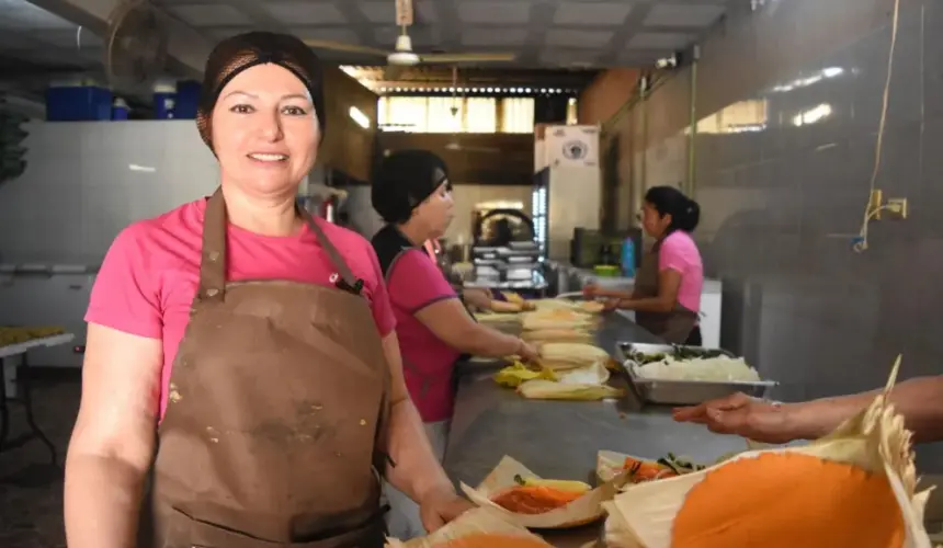 En Barrancos Blanca Lidia hace los tamales que conquistan paladares