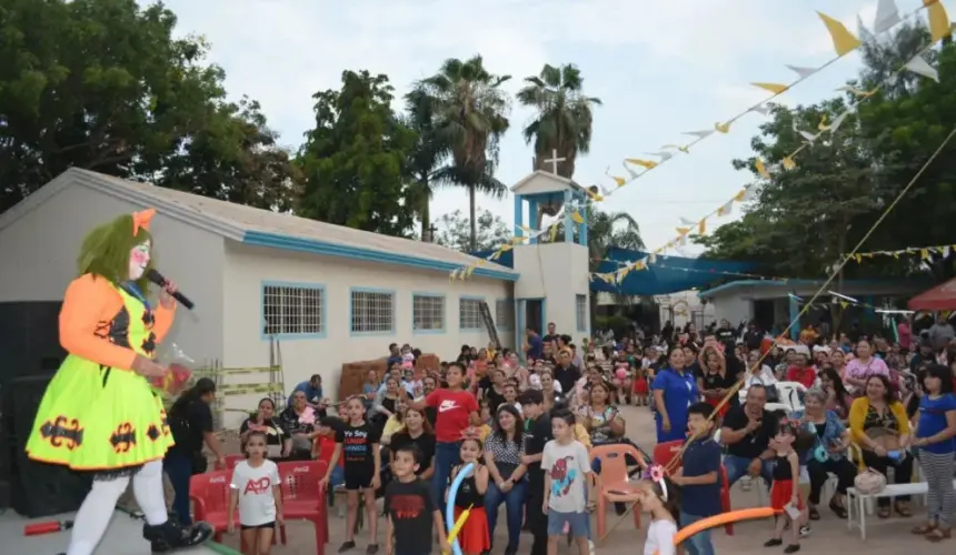 Las fiestas patronales van adaptando un espacio territorial, una identidad, una pertenencia. Además, favorece la convivencia social. Fotos: Juan Madrigal