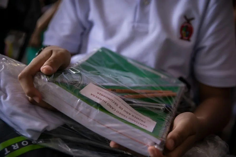 Inicia canje de uniformes y útiles escolares en Sinaloa para el ciclo escolar 2023-2024