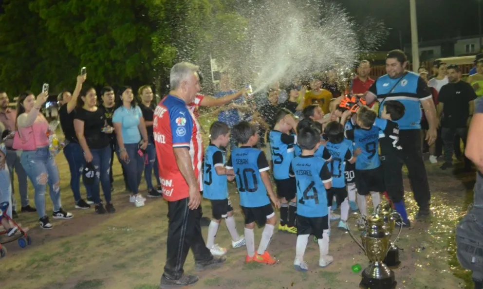 Más de 80 equipos participaron en el Torneo de Futbol Infantil Nuevos Valores en su tercera edición y que se organizó en el Centro de Barrio 21 de Marzo. Fotos: Juan Madrigal