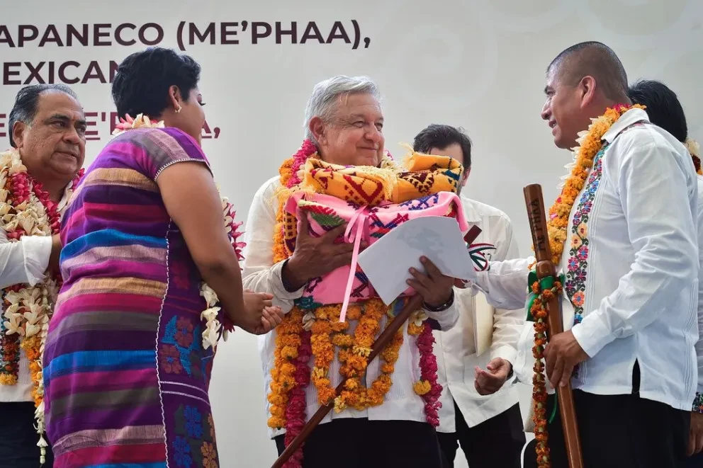 AMLO firma decreto para proteger lugares sagrados de pueblos indígenas en México