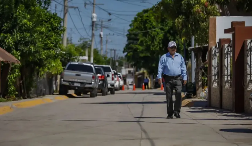 Gobierno de Sinaloa inaugura nuevas calles pavimentadas en Costa Rica y El Salado