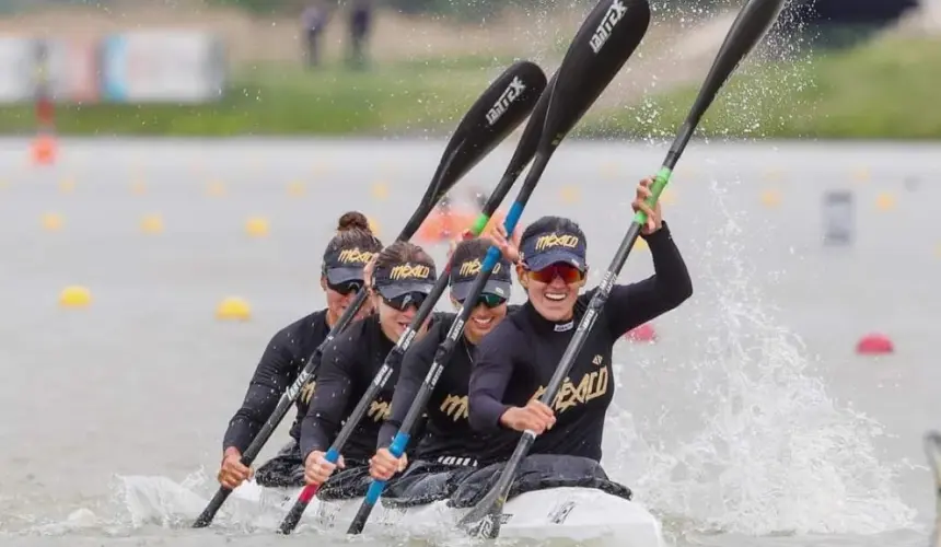 Kayakistas mexicanos logran pase a semifinales en Mundial de Canotaje Alemania 2023