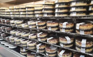 Costco aplica nuevas reglas para la venta de pasteles; cuántos permitirá comprar por cliente