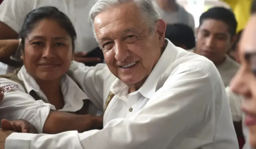 AMLO subirá de nuevo la pensión a adultos mayores.