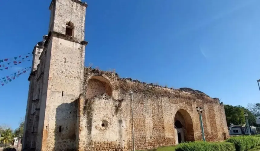 Templo de San Pedro Apóstol de Sabán.