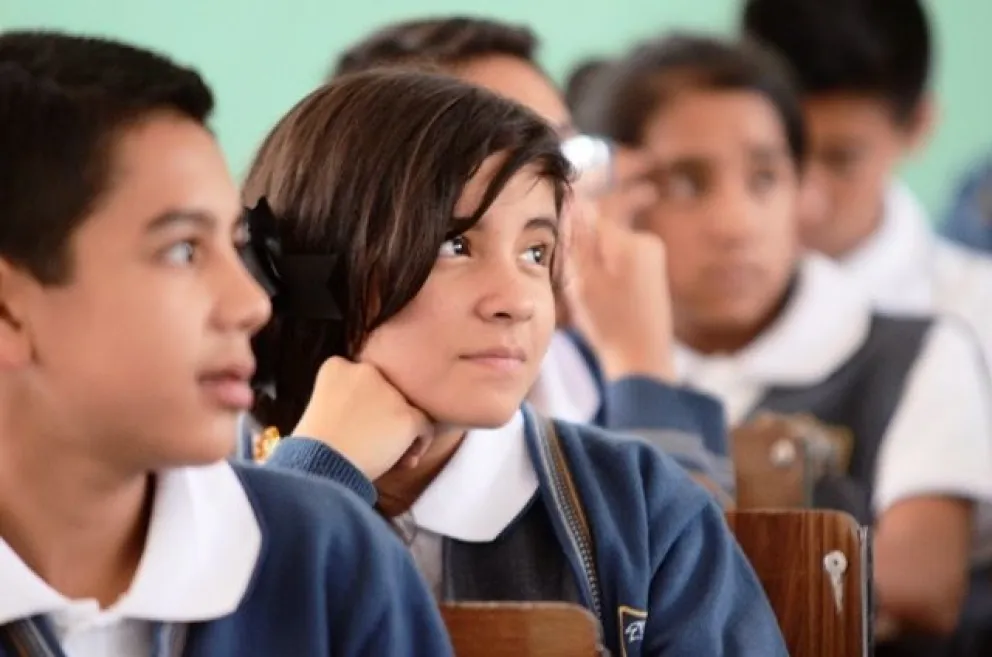 Más de 367 mil estudiantes iniciaron clases este lunes 28 de agosto en Querétaro; ya arrancó la entrega de libros de texto