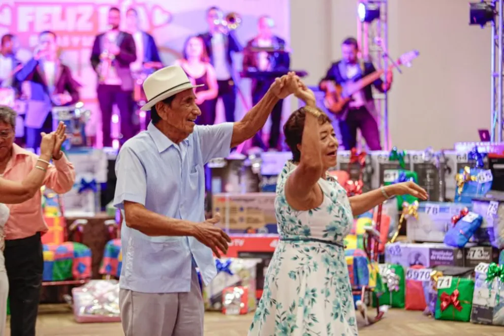 Abuelitas y abuelitos de Mazatlán disfrutaron en grande el Día de los Abuelos