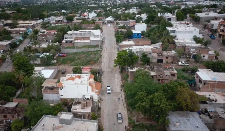 Más vialidades pavimentadas en Culiacán; ahora en las colonias República Mexicana y Vista Hermosa