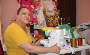 Nelyta, confecciona y da una nueva “vida” a la ropa en Culiacán