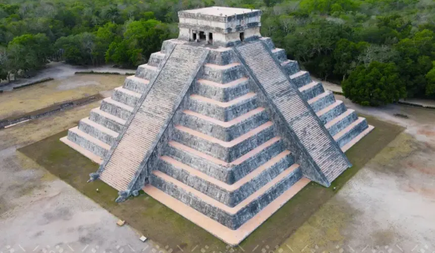  Tren Maya ofrecerá más sitios arqueológicos y mejor recepción al público, desconocidos por el turismo nacional e internacional.