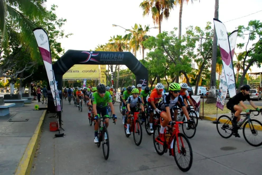 Carrera Clásica Santa Rita de Ciclismo en Mazatlán. Foto: Cortesía