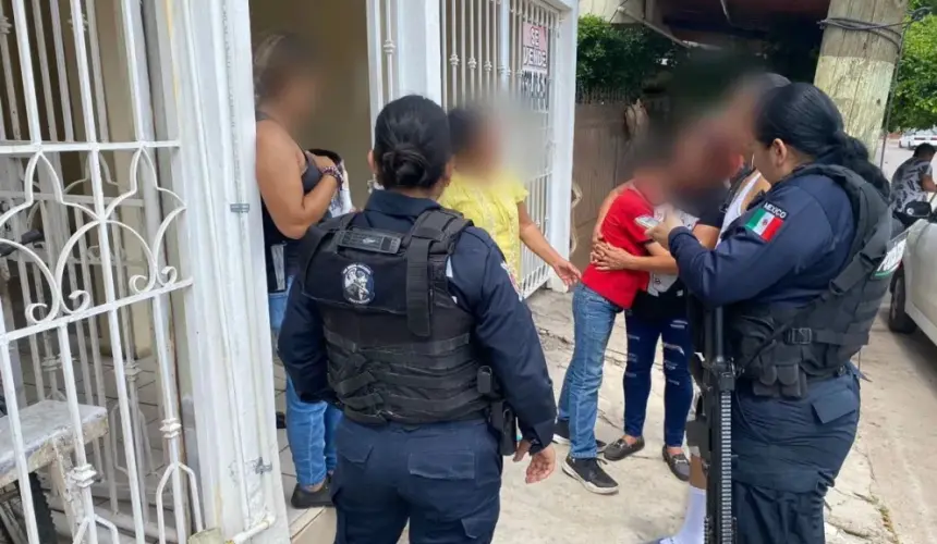 Policías de Sinaloa recuperan a niño extraviado en Culiacán 