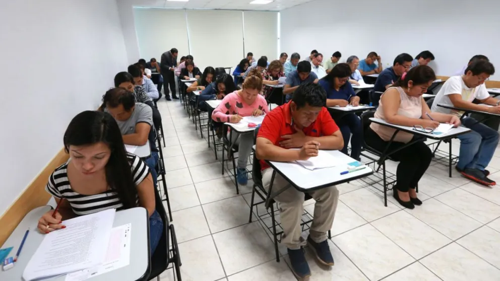 Becas para estudiantes de hijos pensionados en Tamaulipas. Foto. Cortesía