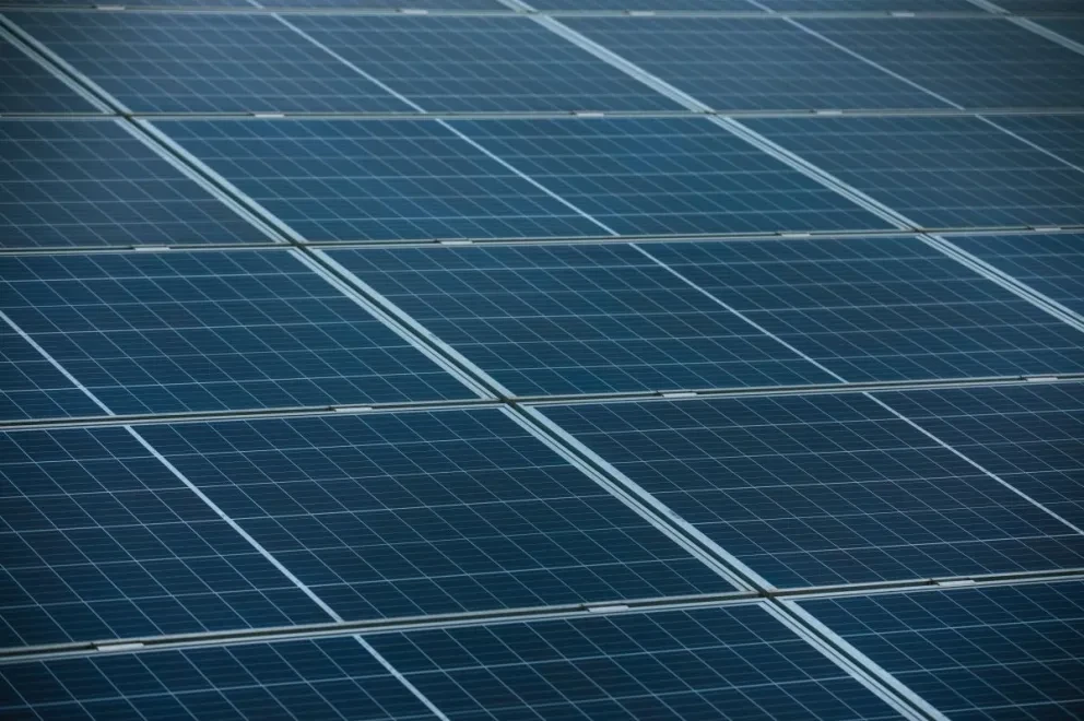 La empresa espera generar 86.4 MWp de energía para el 2025 Foto: Markus Spiske